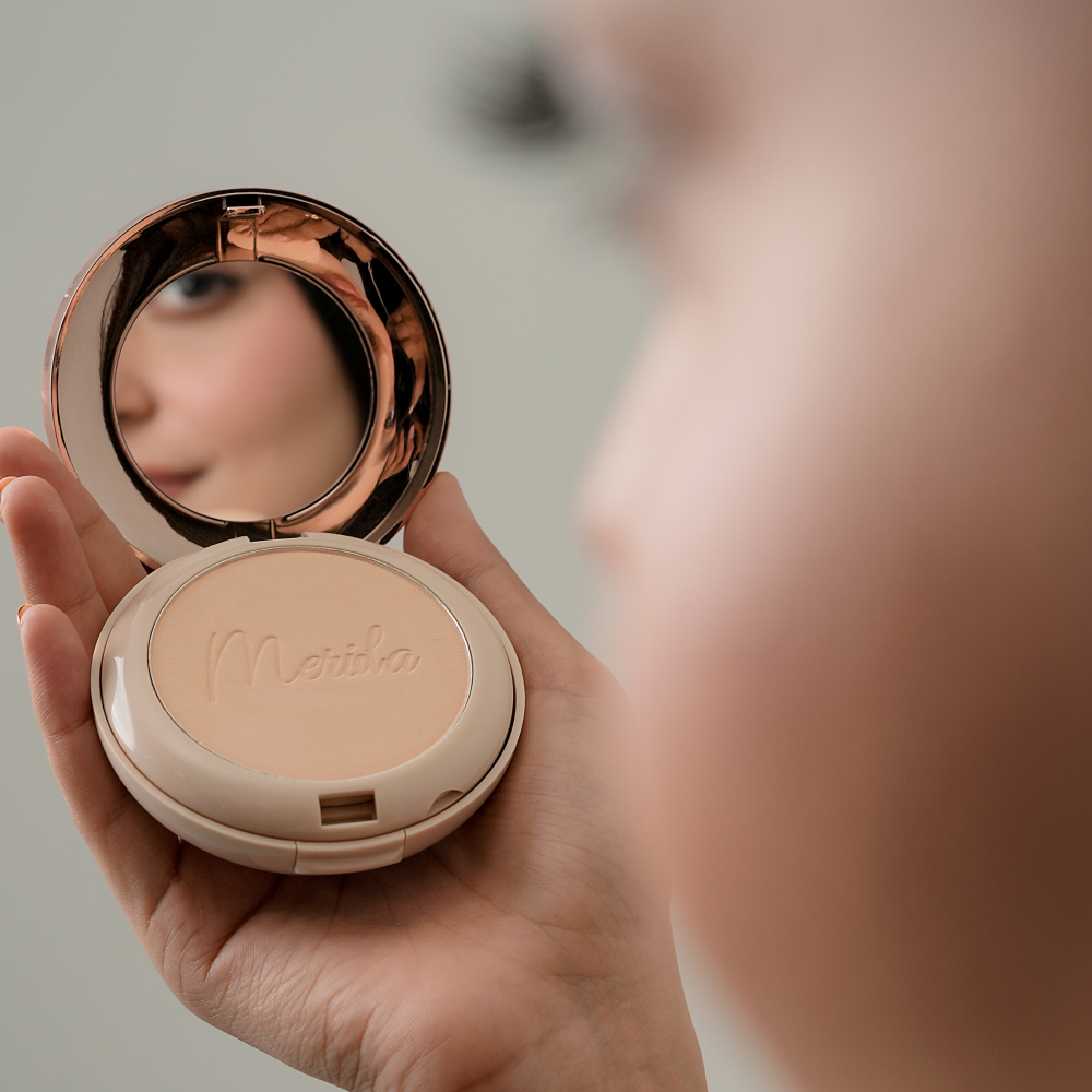 Merida Oil Control Compact Powder – Matte Finish SPF 20+